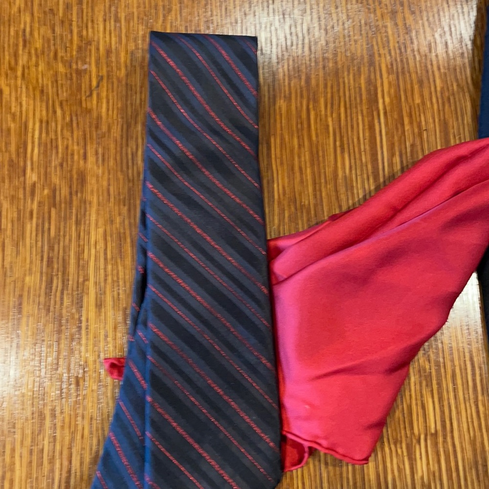 Robert Talbott formal tie with silk pocket square